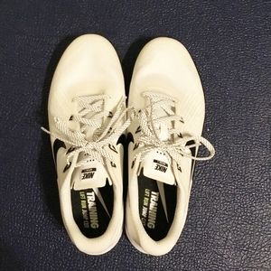 Nike Metcon 3 Women's Training Shoe - Size 10